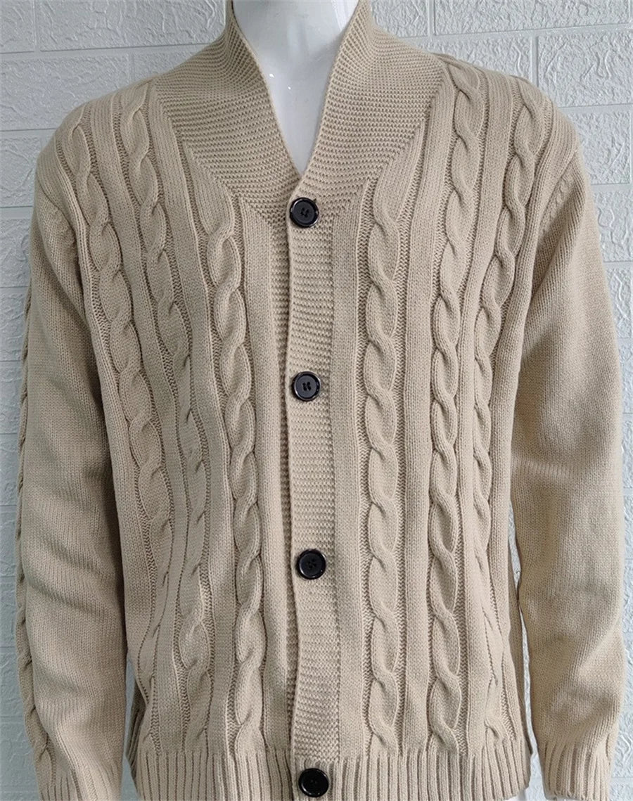 Trendige Herren-Strickjacke