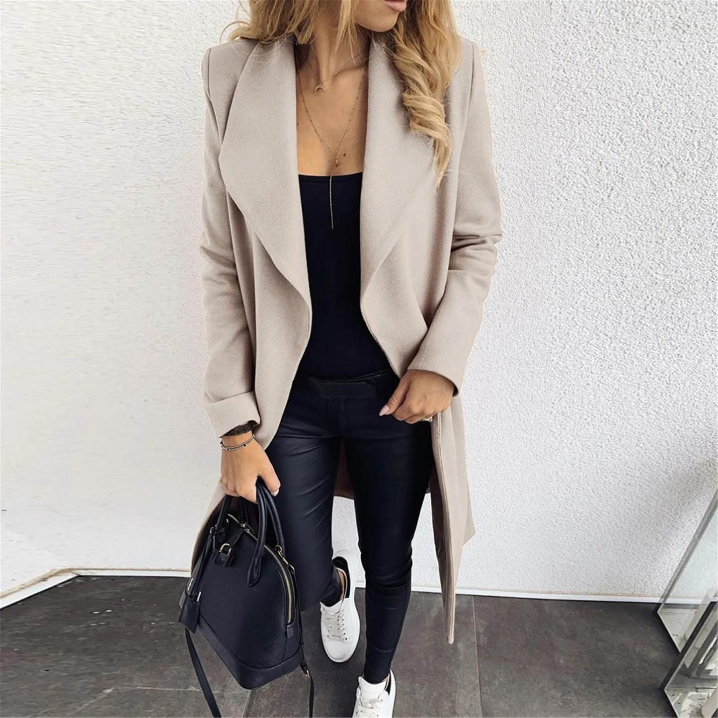 Schmal geschnittener Damen Business-Trenchcoat