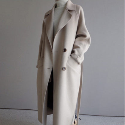 Stylischer Damen-Trenchcoat aus Wolle