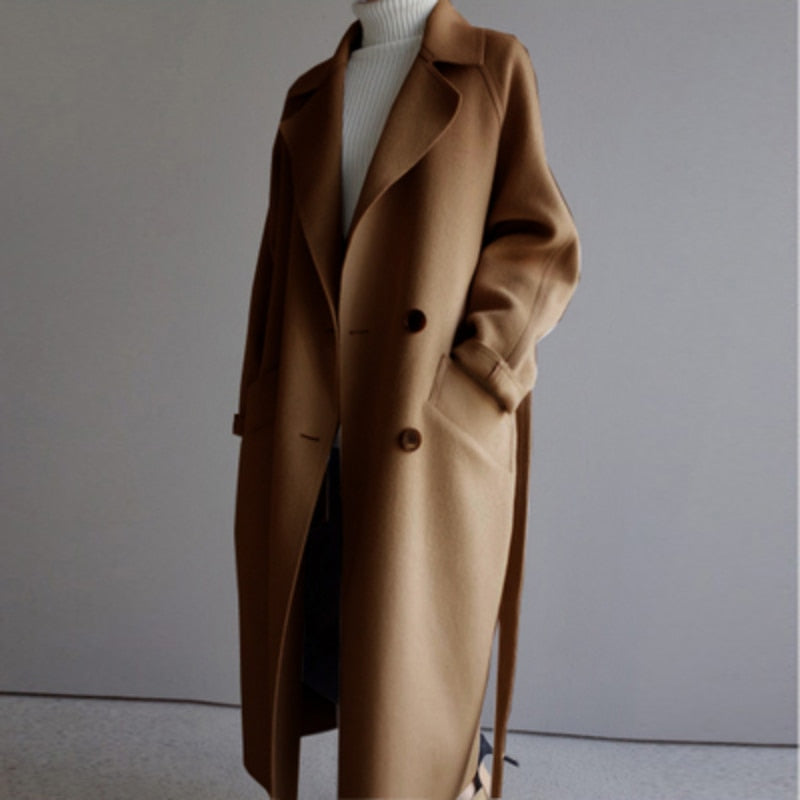 Stylischer Damen-Trenchcoat aus Wolle