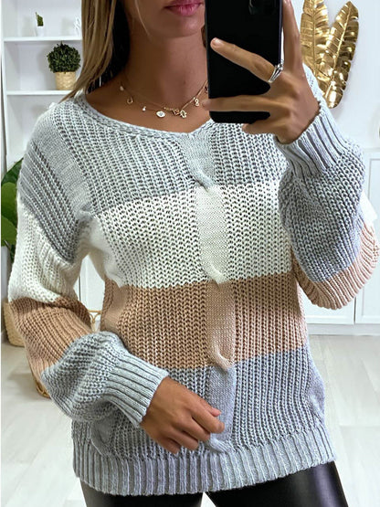 Gestrickter Pullover mit V-Ausschnitt und langen Ärmeln