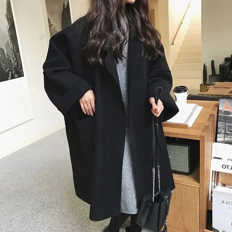 Eleganter übergroßer Damen-Trenchcoat