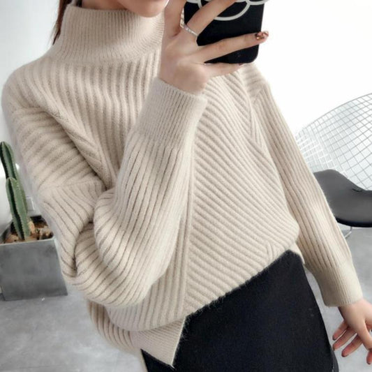 Locker Geschnittener Pullover mit Hohem Kragen