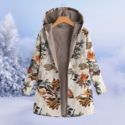 Einzigartiges Damen-Blumenoutfit für den Winter