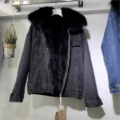 Coole und trendige Damen-Jeansjacke