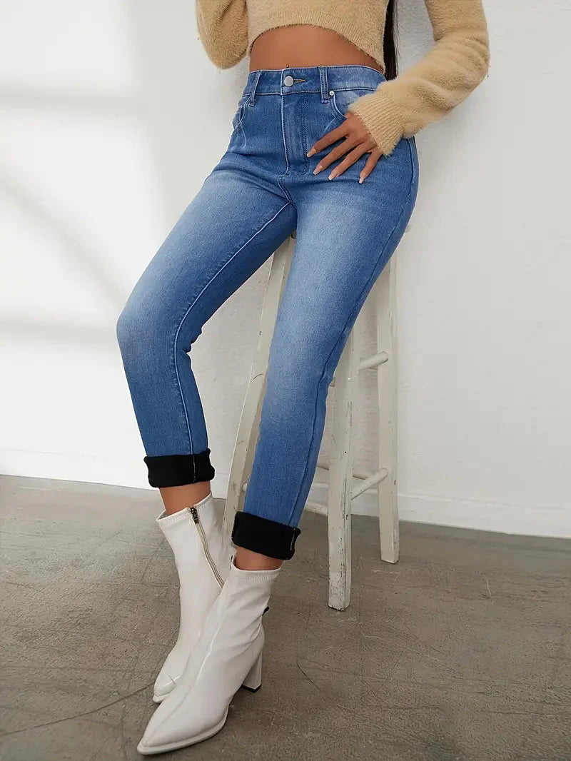 Elegante, mit Fleece gefütterte Damen-Skinny-Jeans - Stretch-Denim mit Metallketten-Detail