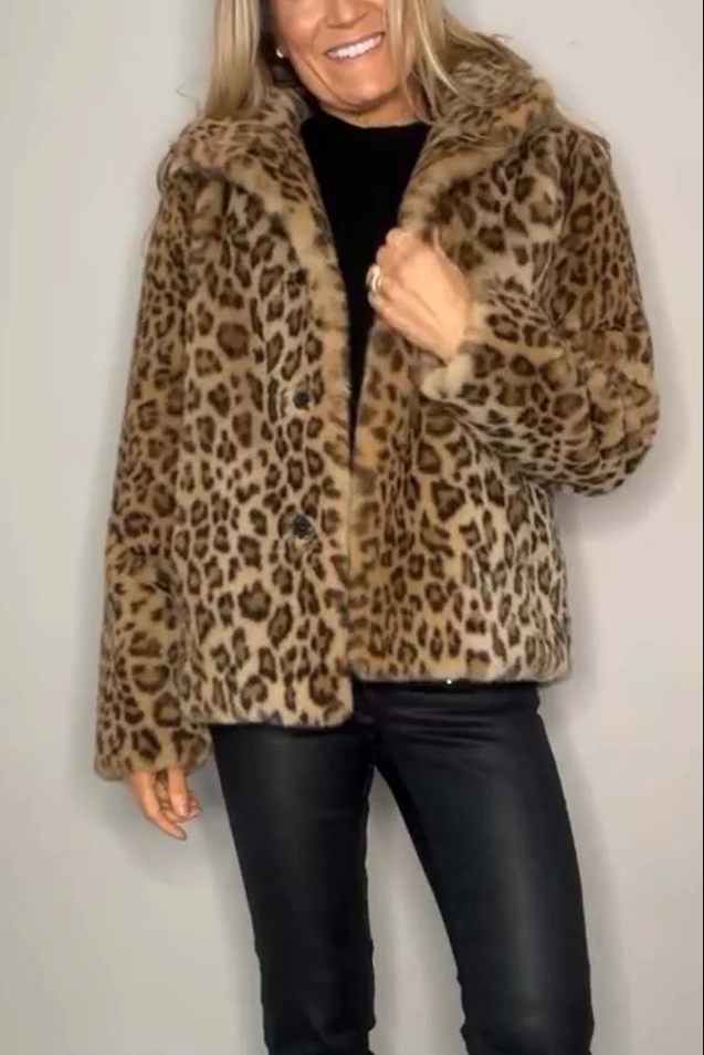 Klassische Damen Winterjacke mit modischer Leopardenmuster