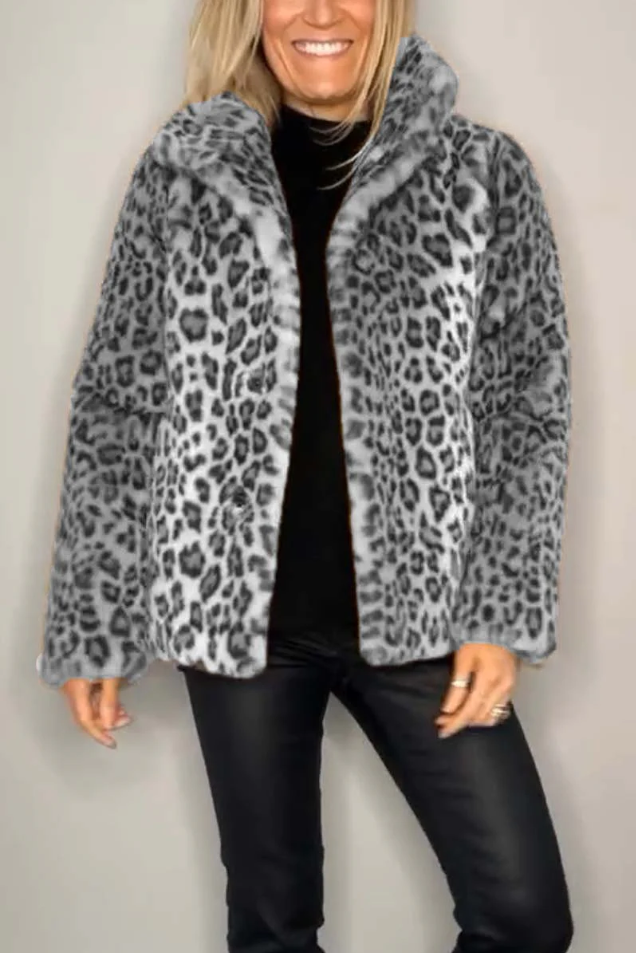 Klassische Damen Winterjacke mit modischer Leopardenmuster