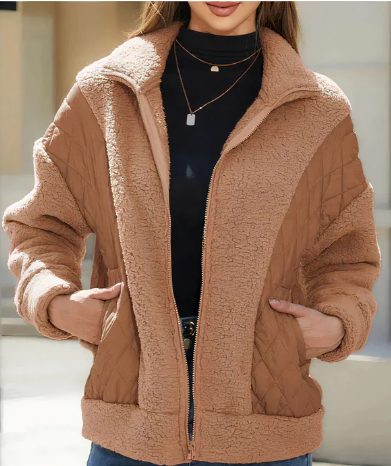 Kuschelige Damen-Steppjacke aus weichem Sherpa für kalte Tage