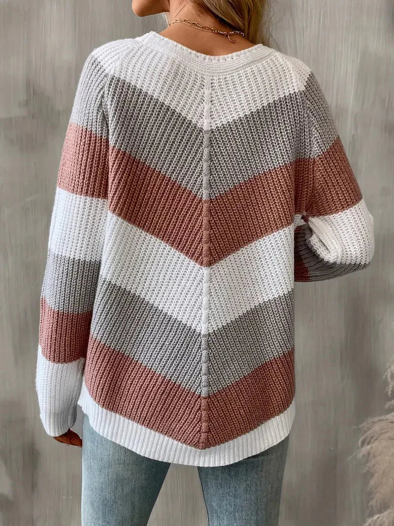 Modischer Farbblock-Pullover für elegante Winteroutfits