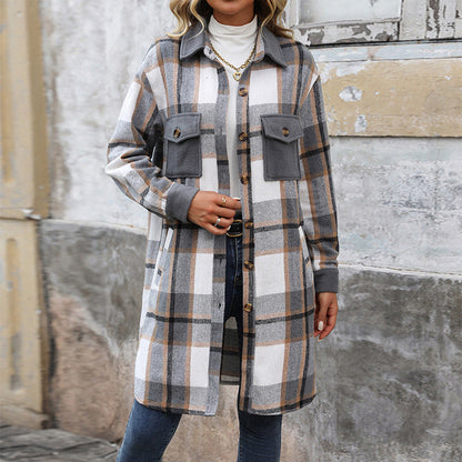 Stylischer Langmantel mit Karomuster und Taschen – Modische Winterjacke für Damen