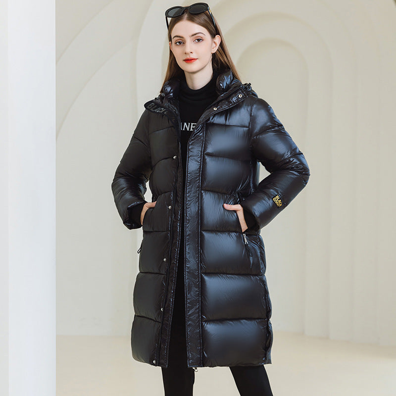 Stylischer Wintermantel mit Kapuze und Taschen - Langer Baumwoll-Jacke in eleganten Farben für Damen