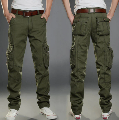 Trendige Herren Cargohose im Military-Stil mit praktischen Taschen