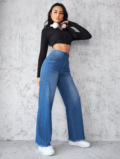 Weit geschnittene Jeans mit hoher Taille und weitem Bein